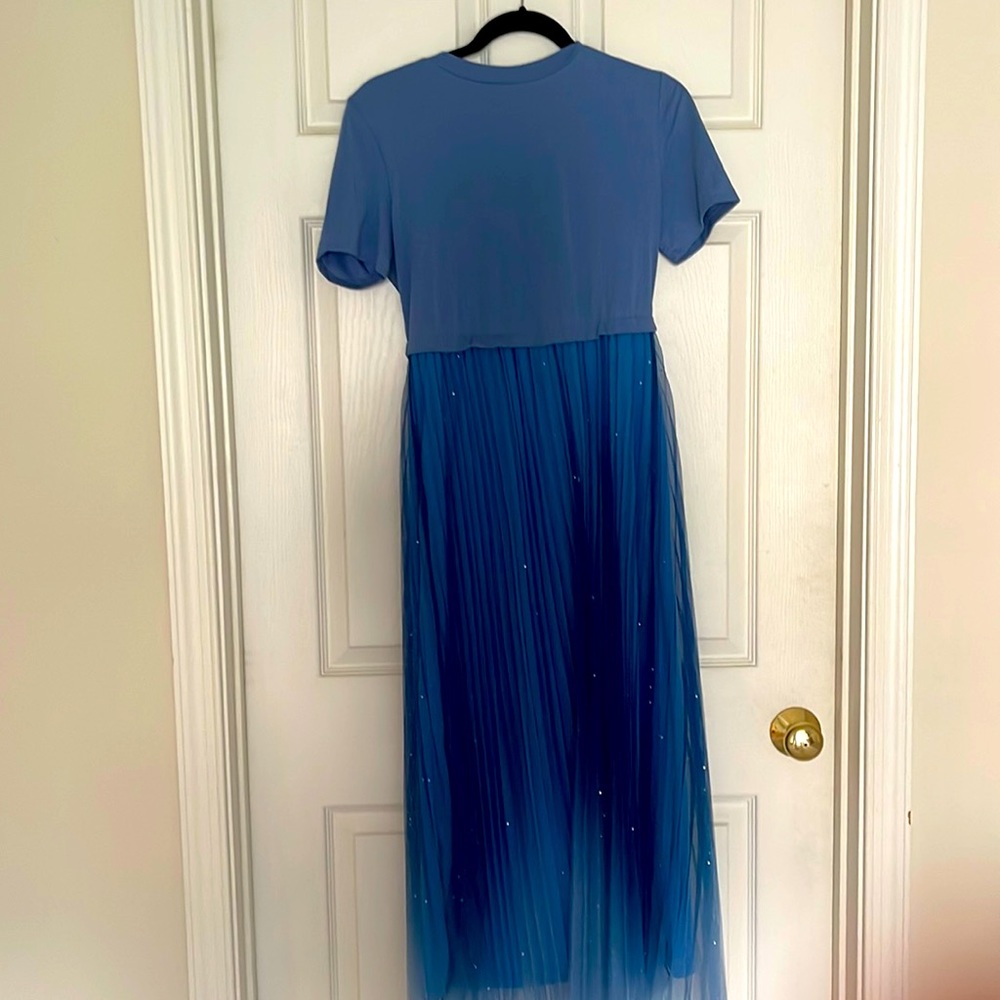 Dress new without tag